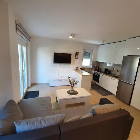 Lea Apartment Makarska