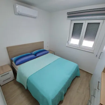 Apartment Lea Makarska